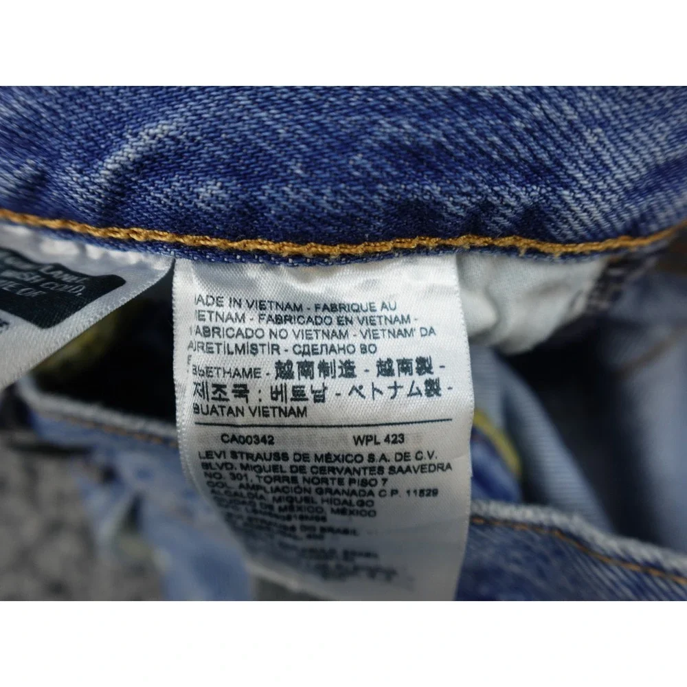Levi's 501 Original Fit Jeans Mens 36x34 Light Wash Distressed Ripped 00501-3032